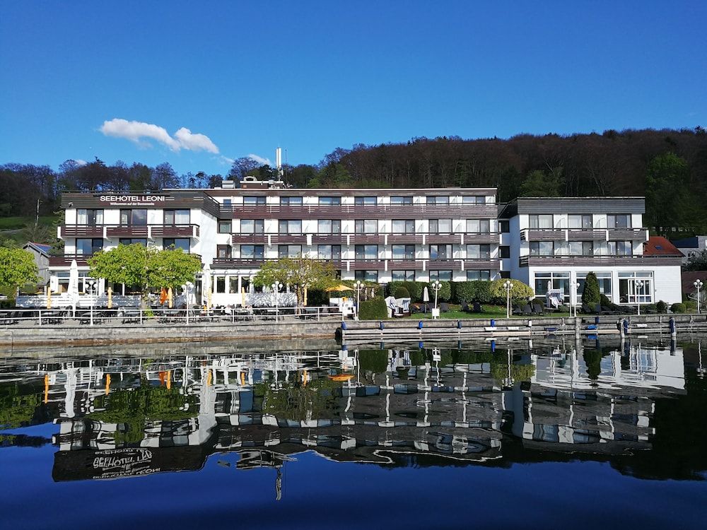Seehotel Leoni 1