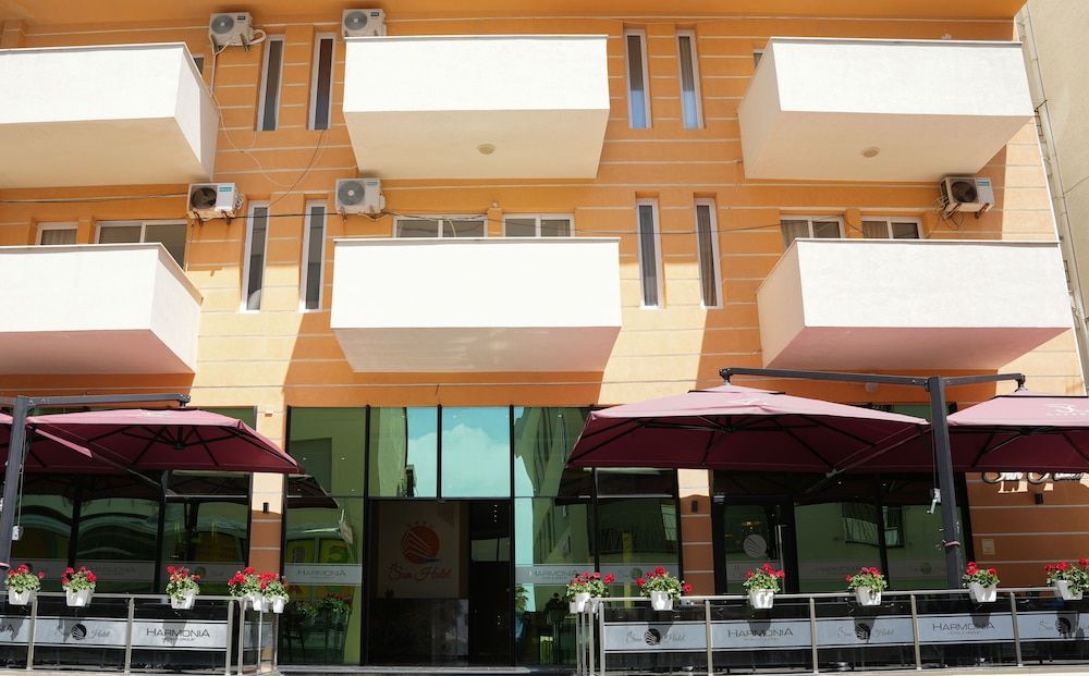 Sun Hotel 1