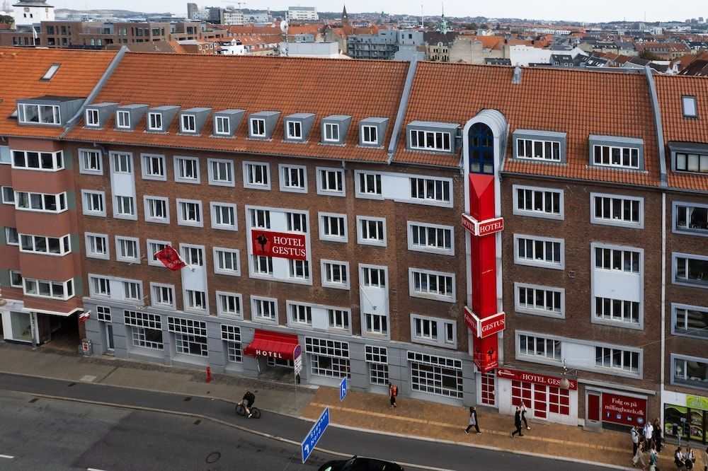 Milling Hotel Gestus 1