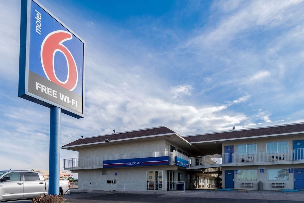Motel 6-El Centro, CA 1