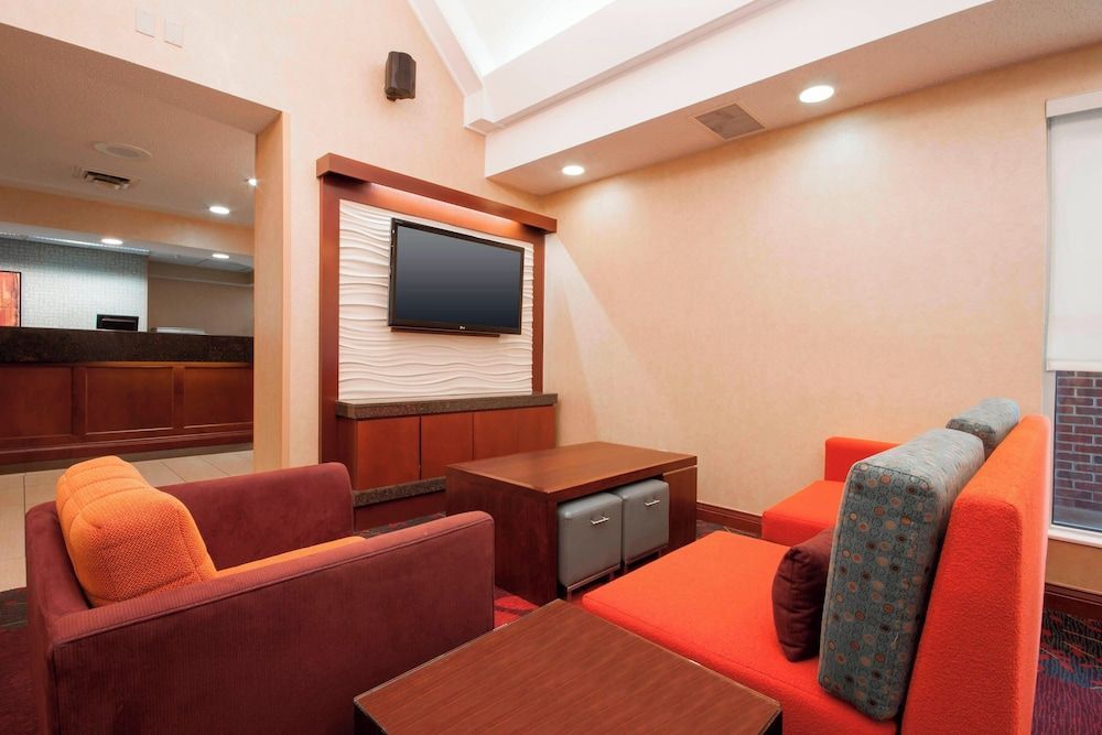 Residence Inn by Marriott Davenport 2