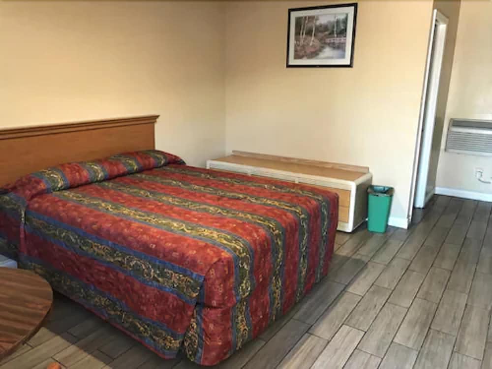 Pala Motel 2