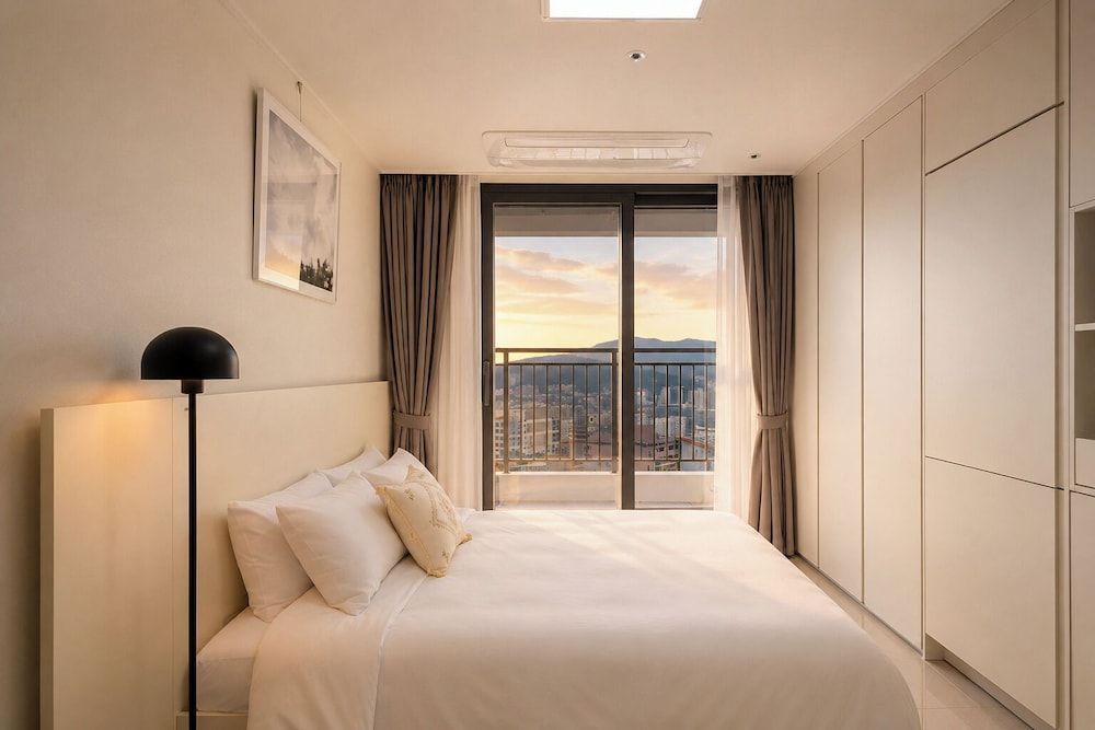 Urbanstay Busan Cityhall 1