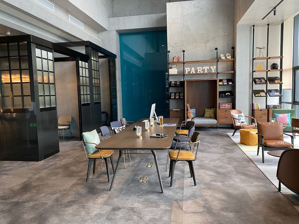 Moxy Shanghai Hongqiao NECC 2