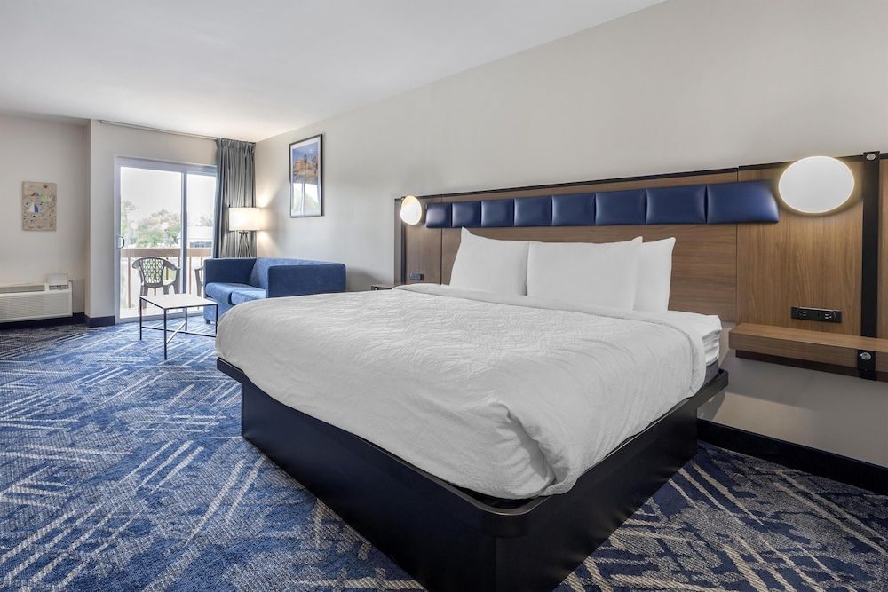 Best Western Indian Oak 1