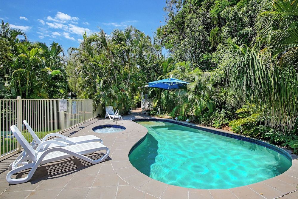 Chez Noosa Holiday Apartments 1