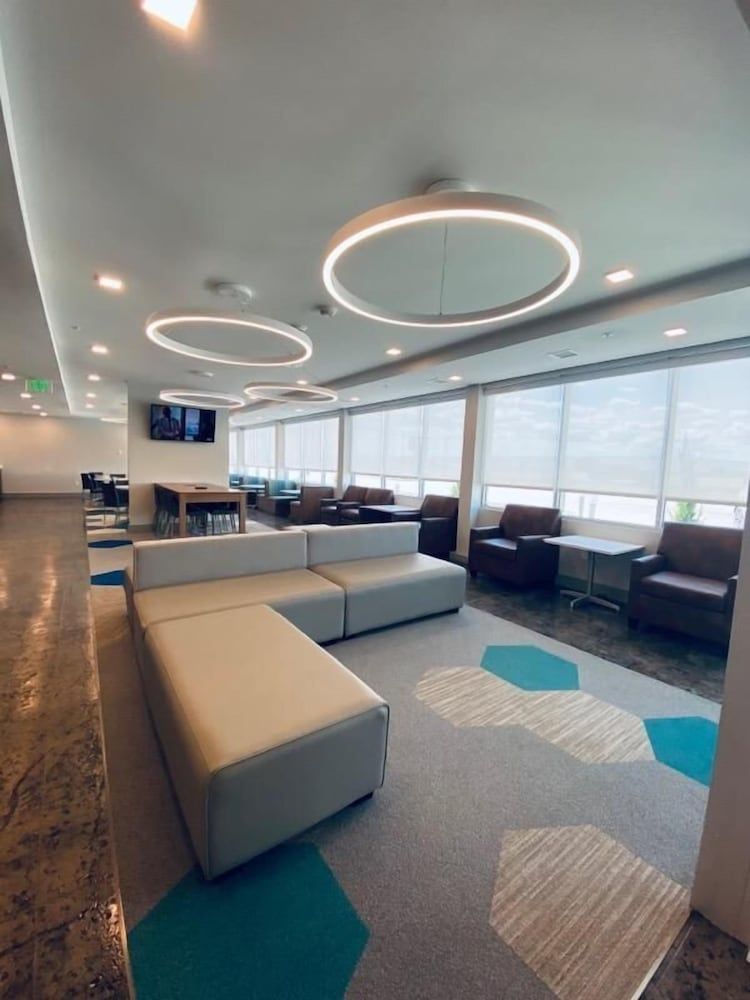 Holiday Inn Express & Suites George - Quincy South by IHG 1