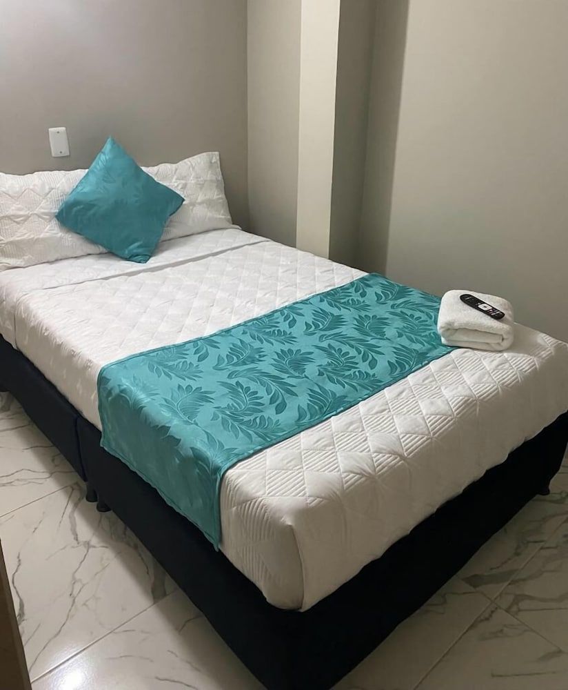 HOTEL LUXEM 1
