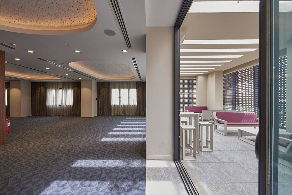 M Suite Hotel 2