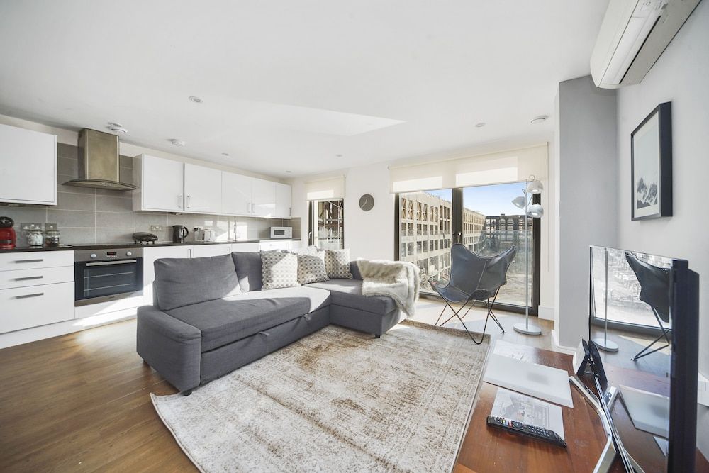 Modern Apartments in Bayswater Central London FREE WIFI & AIRCON by City Stay Aparts London 1