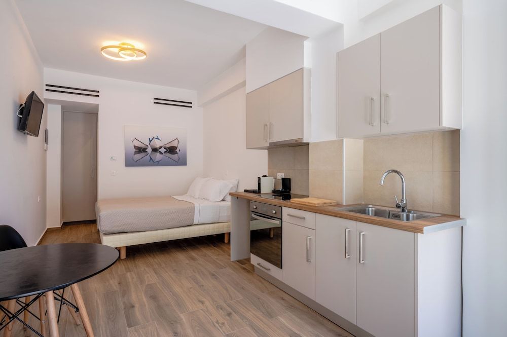 Apeiron Perissa - Apeiron Hotels 1