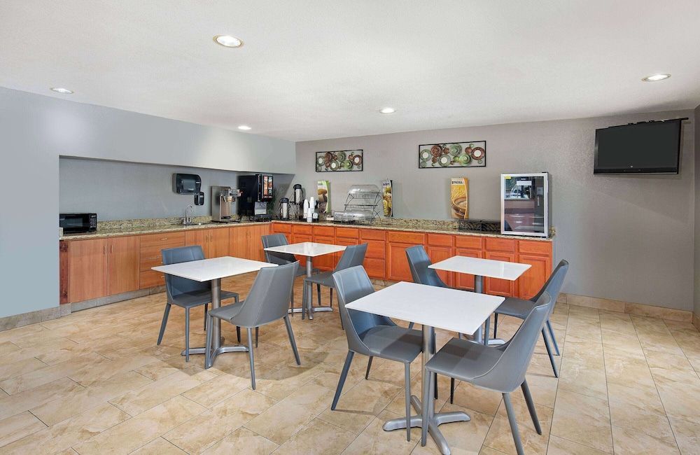 Microtel Inn & Suites by Wyndham Cordova Memphis I-40 East 1