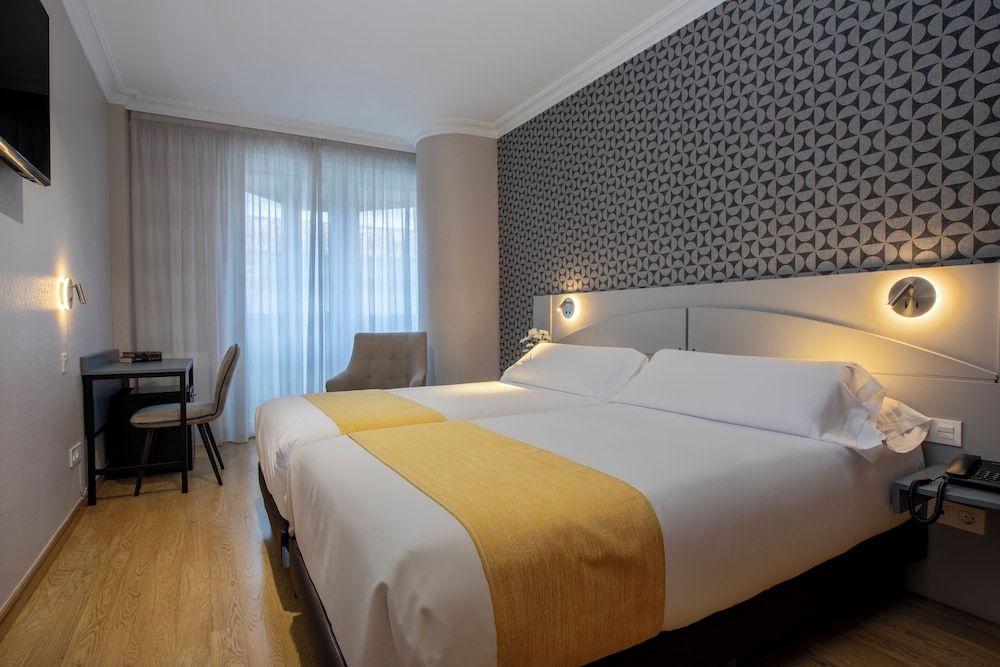 Hotel Corona de Castilla Burgos 2