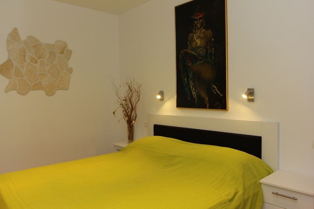 Apartment House Vitaic 2
