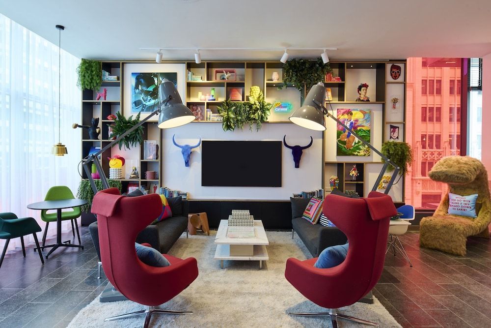citizenM Austin Downtown 1
