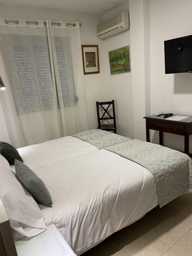Hostal Fleming 2