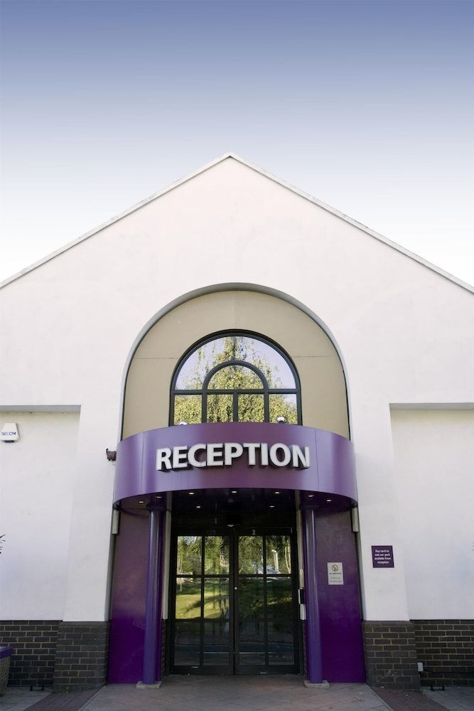 Premier Inn South Mimms/Potters Bar 1