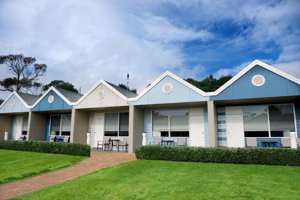 Sorrento Beach Motel 1