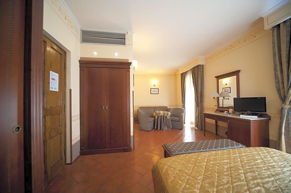 Hotel Logge Dei Mercanti 1
