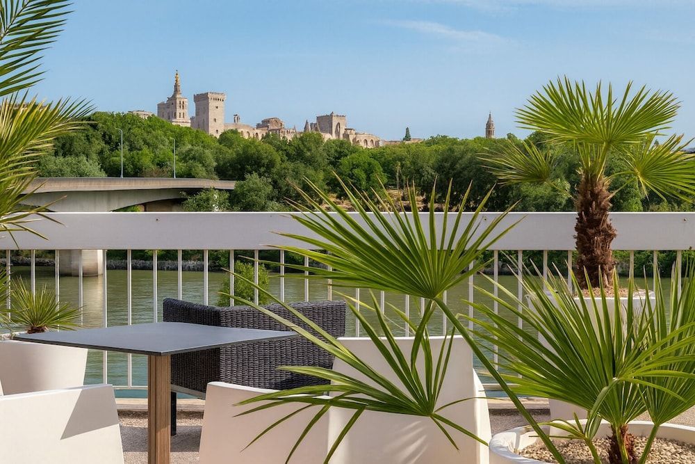 Cit'Hotel L'Oasis d'Avignon 1