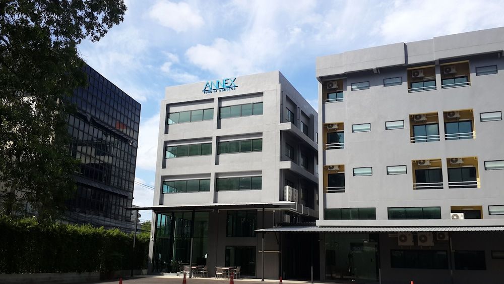 Annex Lumpini Bangkok 1