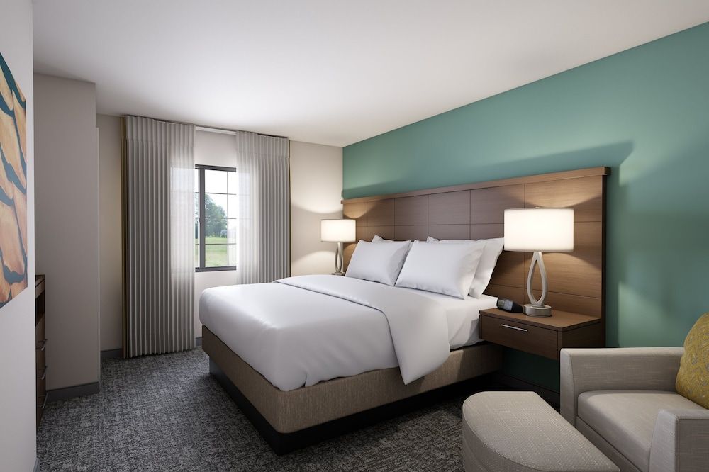 Staybridge Suites DETROIT - SOUTHFIELD by IHG 2