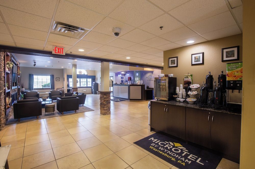 Microtel Inn & Suites by Wyndham Waynesburg 2