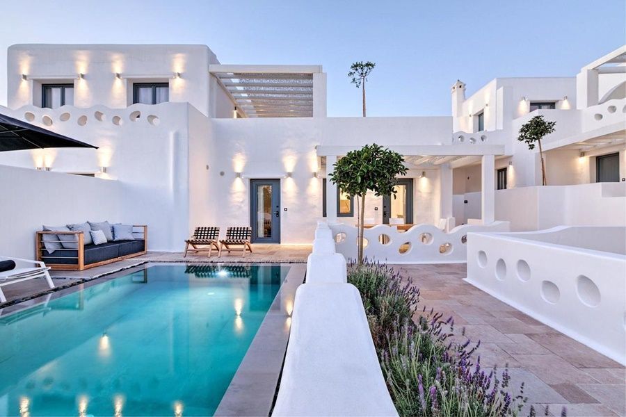 Portes Mykonos Suites & Villas 1