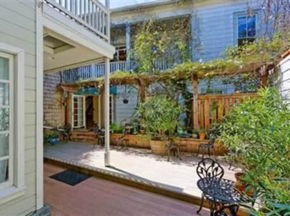 The Gables Inn Sausalito 1