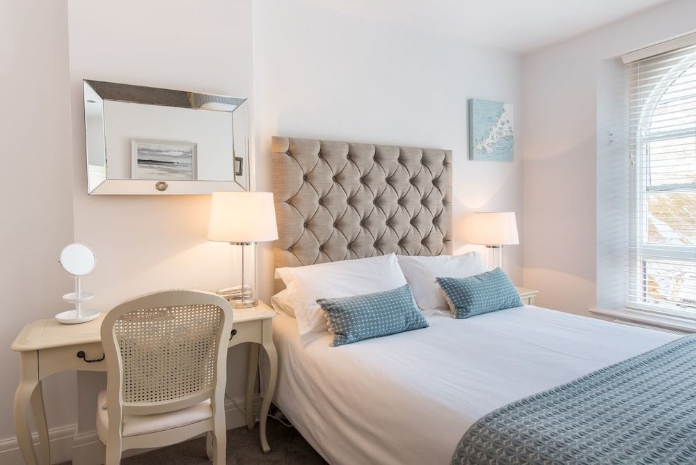 The Old Quay House Hotel 2