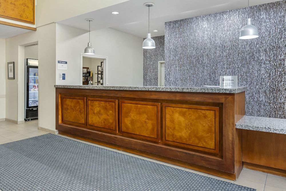 Best Western PLUS Peppertree Inn at Omak 2