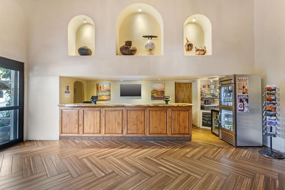 Best Western Plus Arroyo Roble Hotel & Creekside Villas 2