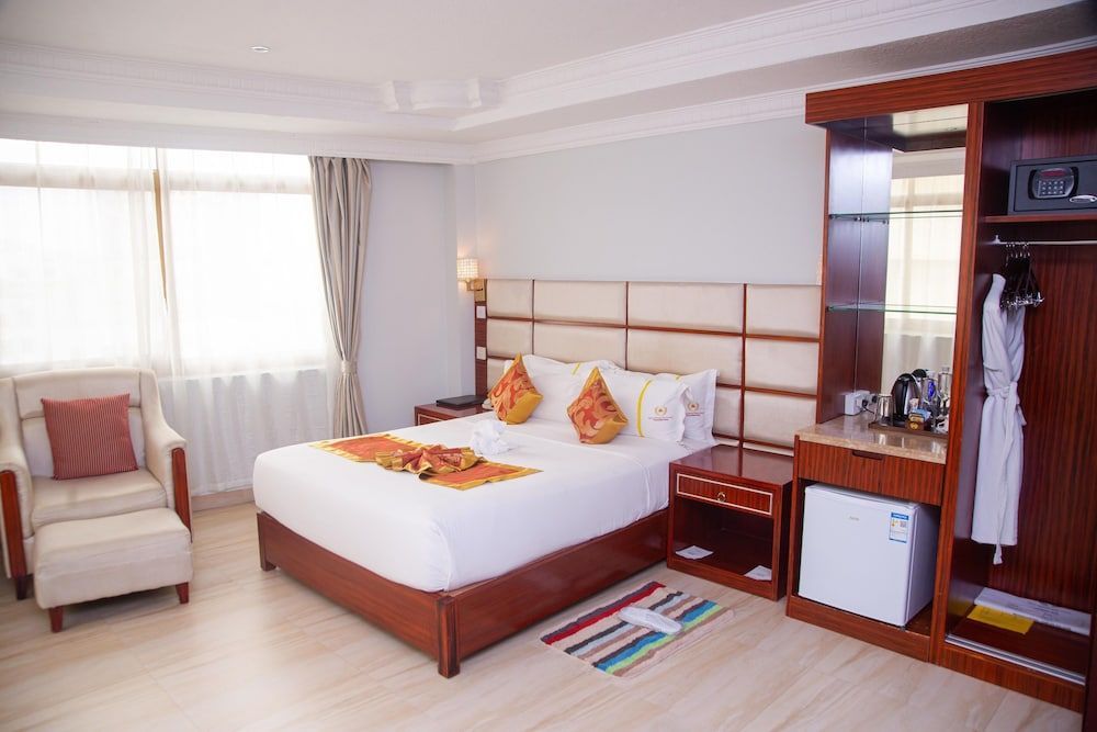 Tiffany Diamond Hotels Ltd - Indira Gandhi street 1
