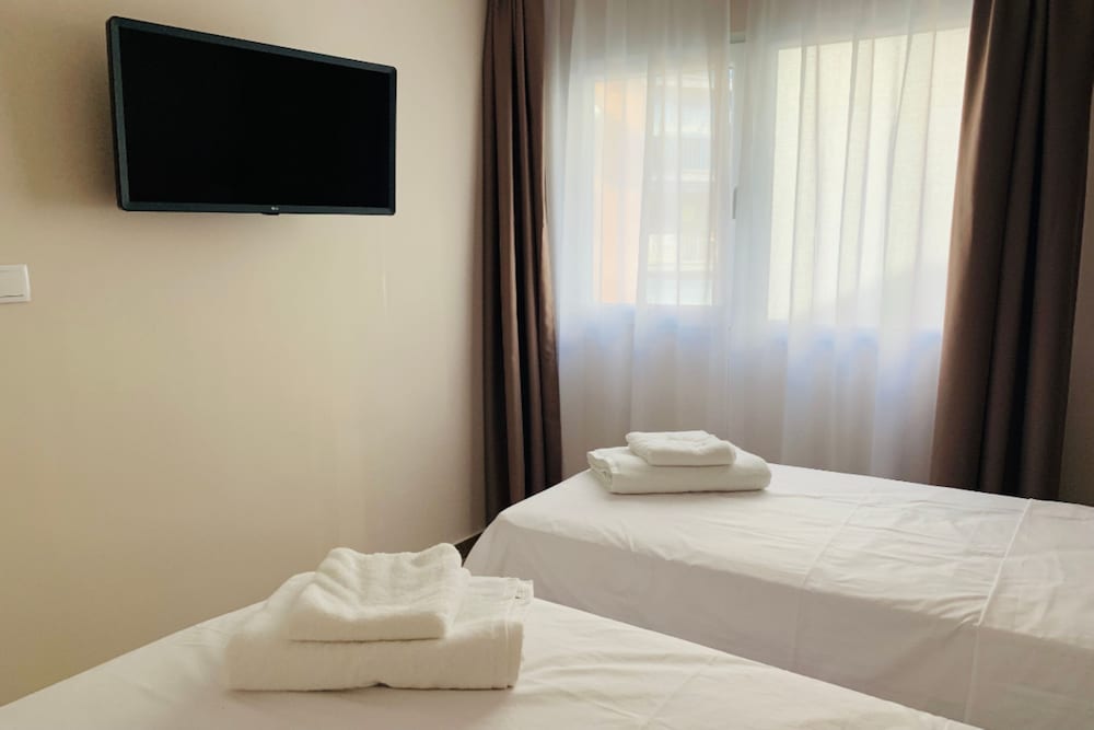 GBH Hotel-Apartamentos Caballito de Mar 2