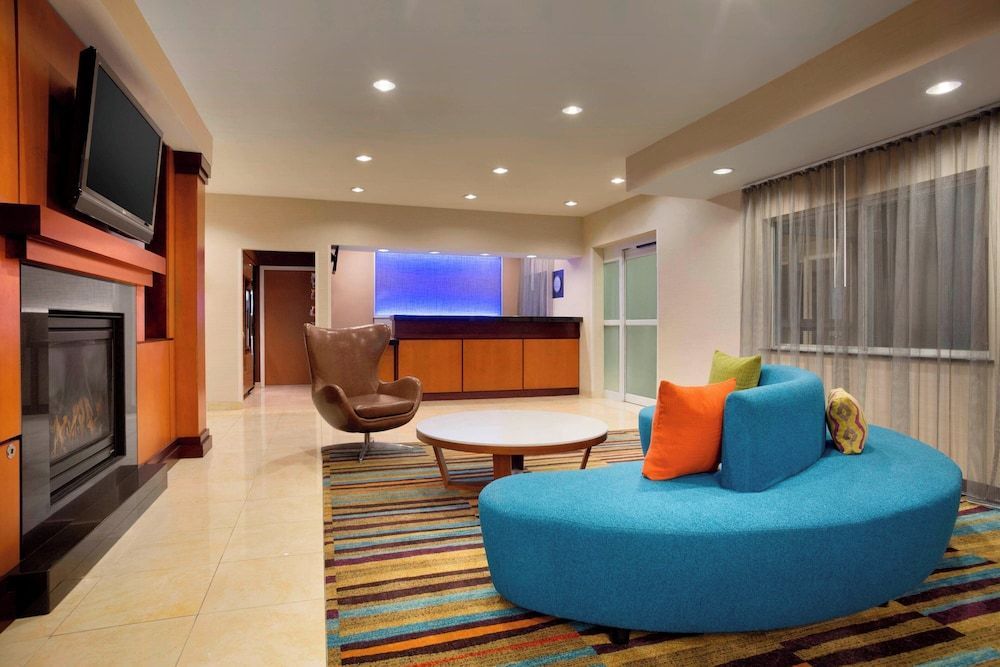 Fairfield Inn & Suites Fort Worth University Drive 2