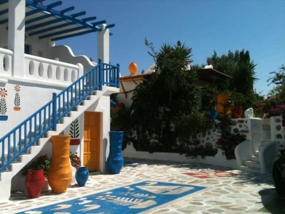 Sun of Mykonos Studios 2
