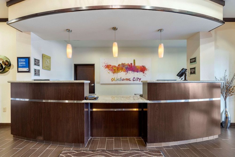 Comfort Inn & Suites Oklahoma City West - I-40 2