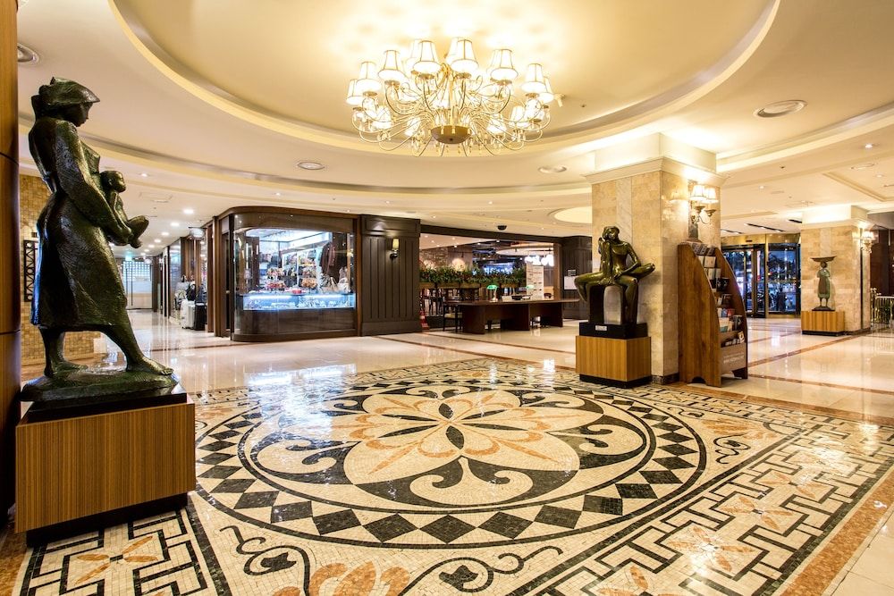 Pacific Hotel 2