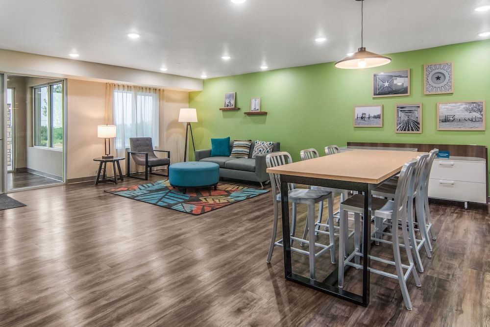 WoodSpring Suites Columbus West - Hilliard 2
