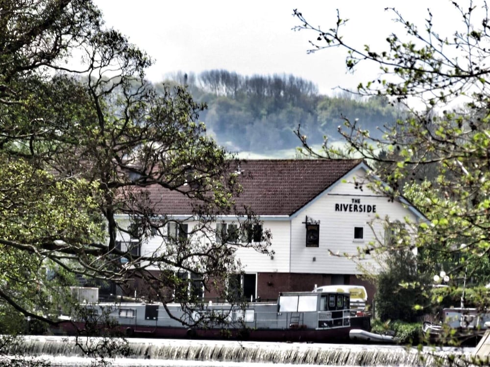 The Riverside inn 1