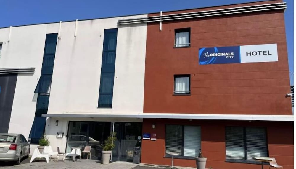 The Originals City, Marne-la-Vallée Est, Meaux ,GLASSY HOTEL 1