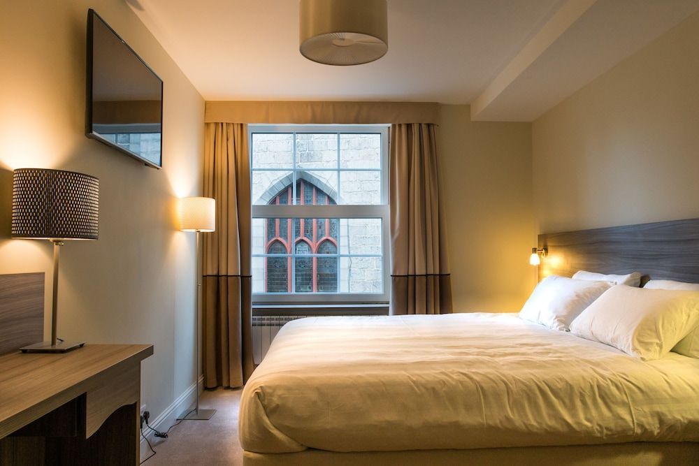 The Coffee House Hotel 1