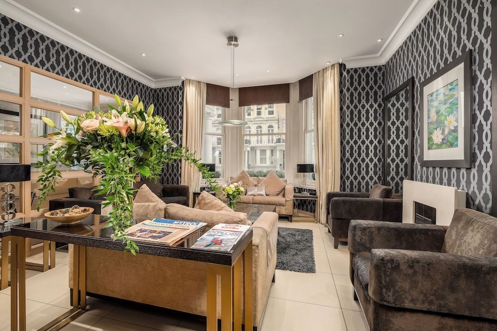 The Beaufort Hotel 2