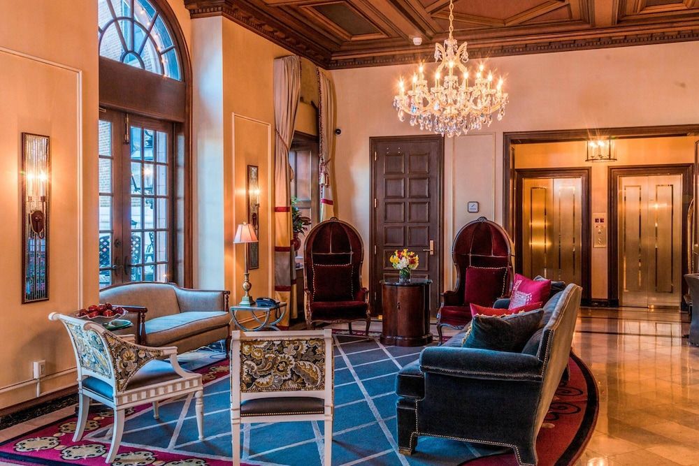 The Raphael Hotel, Autograph Collection 2