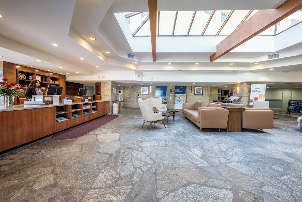 Four Points by Sheraton Ventura Harbor Resort 2