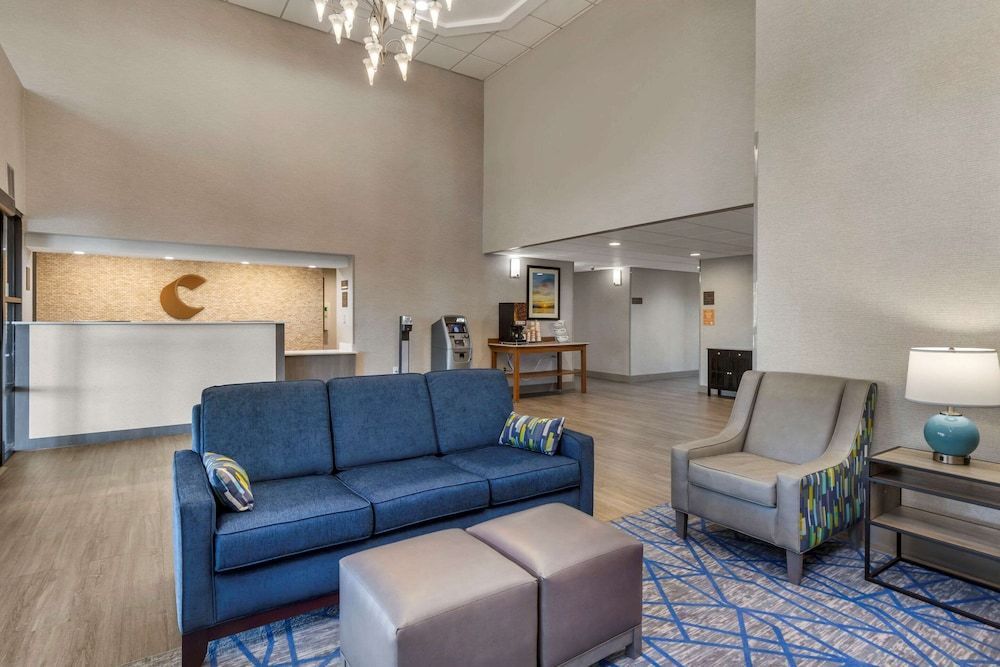 Comfort Inn & Suites Greer - Greenville 2