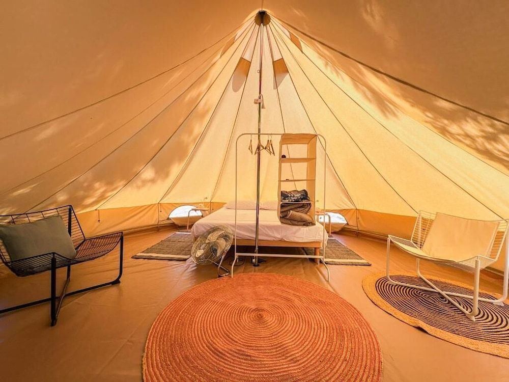 Poesis Park Glamping 1