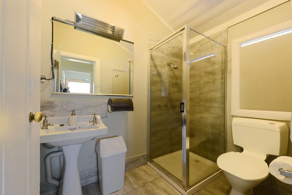 Edinburgh Gallery Bed & Breakfast 1