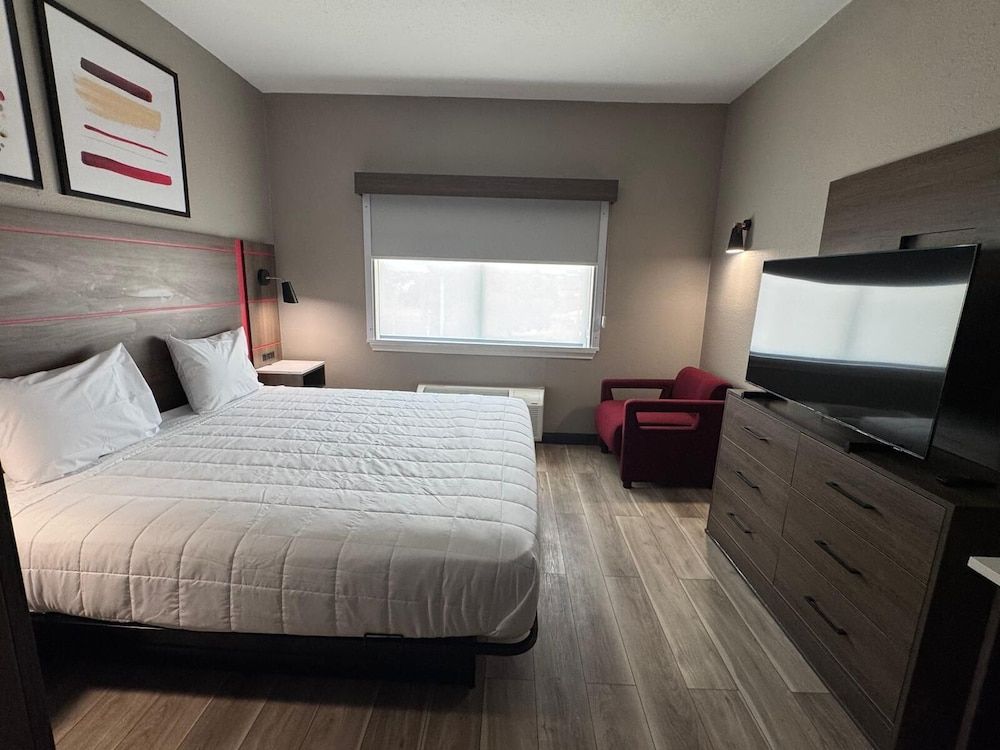Hawthorn Extended Stay by Wyndham Lewisville 2