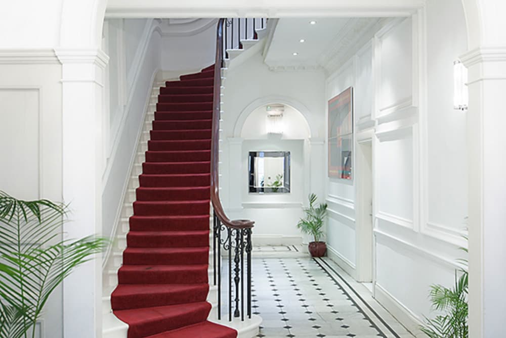 20 Hertford Street 2